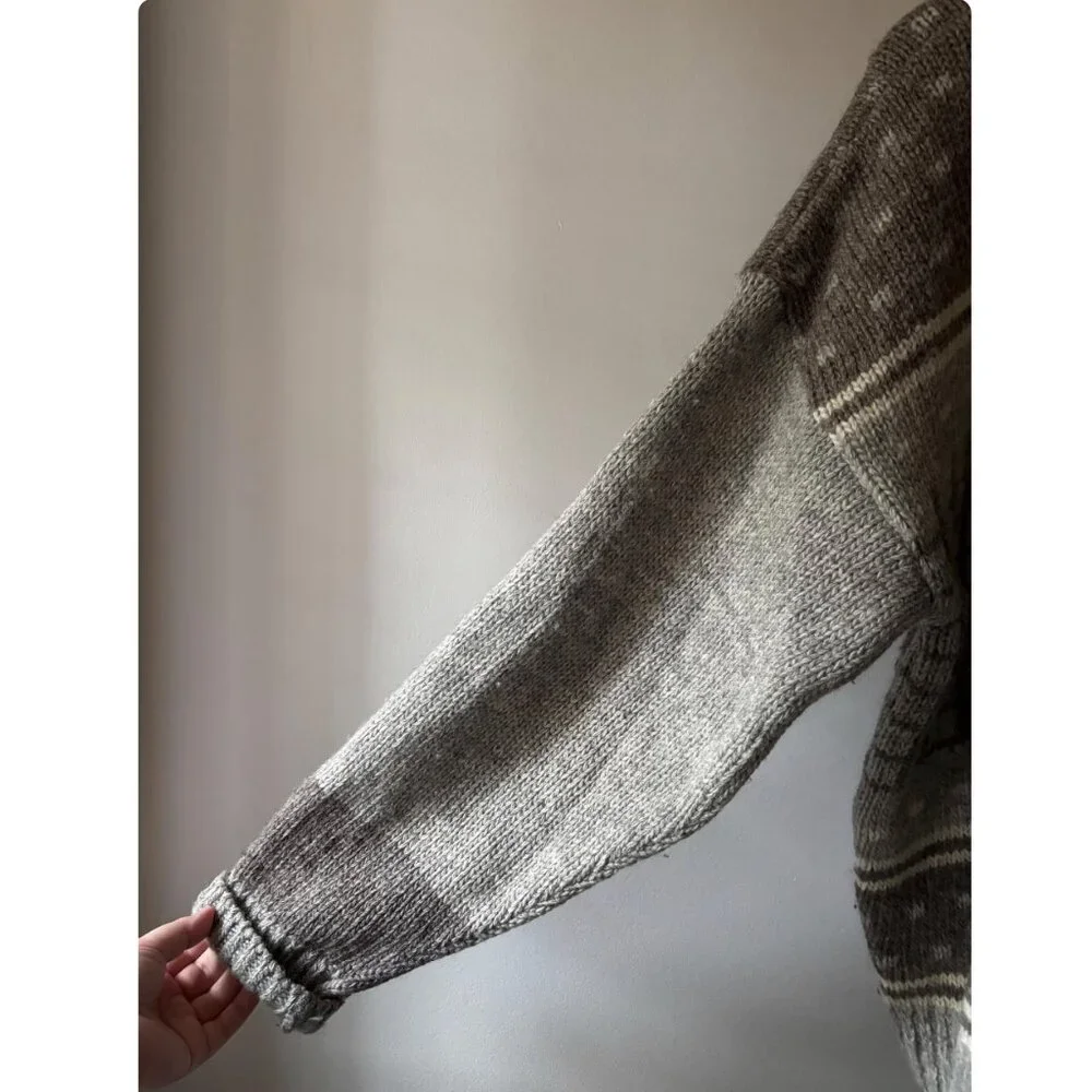 1970s Thick Scandinavian Wool Tundra Sweater | Vintage Canadian-made Patterned K - Picture 6 of 6